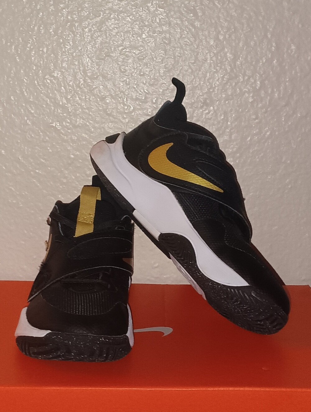 Nike Team Hustle D11